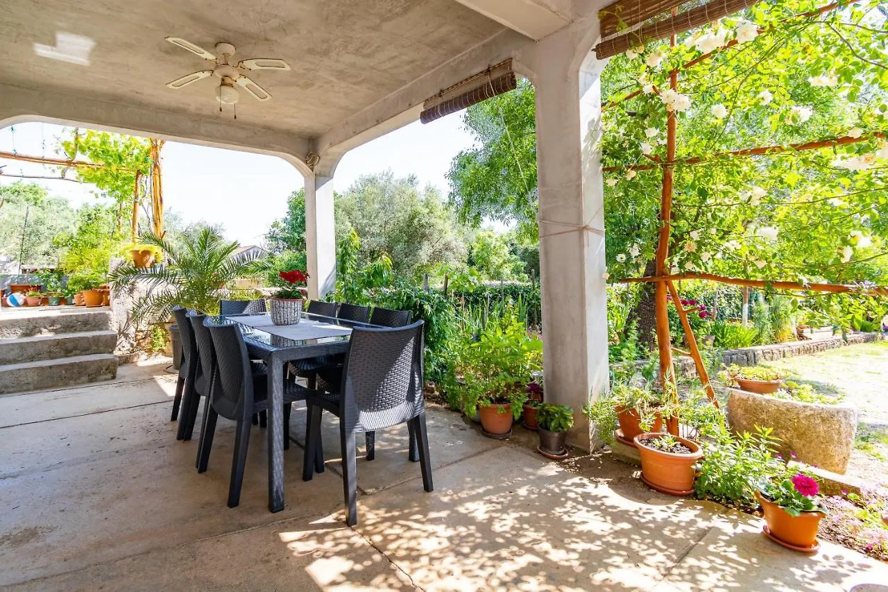 Guest house Apartments And Rooms With Parking Space Skrbcici, Krk - 21231